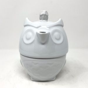 Torre & Tagus Ceramic White Owl One Cup Teapot w/Cup and Lid Super Cute!